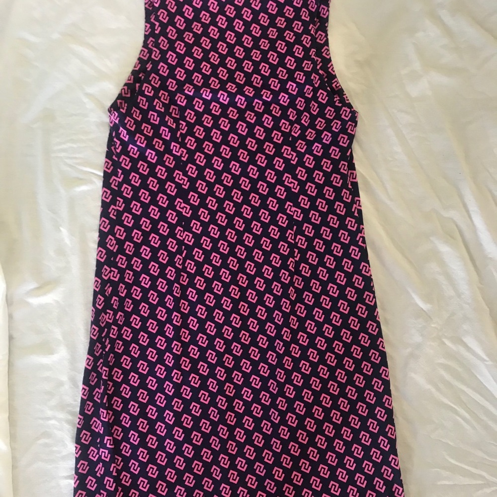 Sleeveless dress